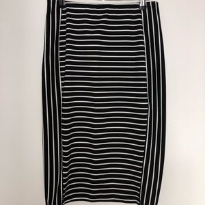 APT.9 Black and White Midi Skirt